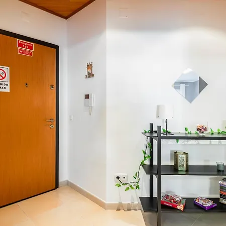 Modern 2br Картейра