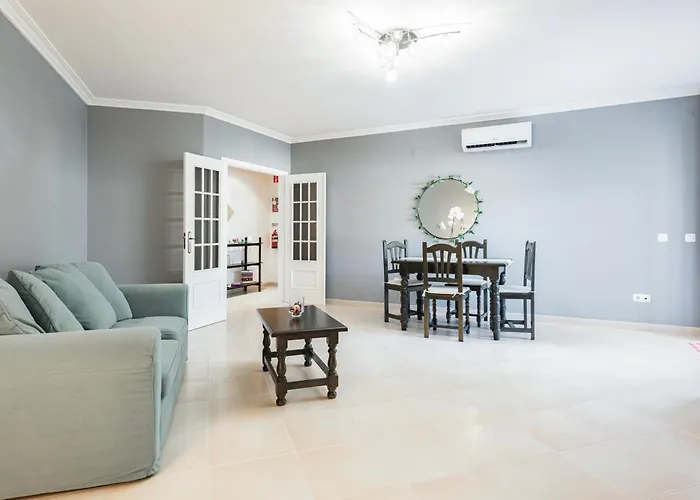 Apartman Modern 2br Quarteira