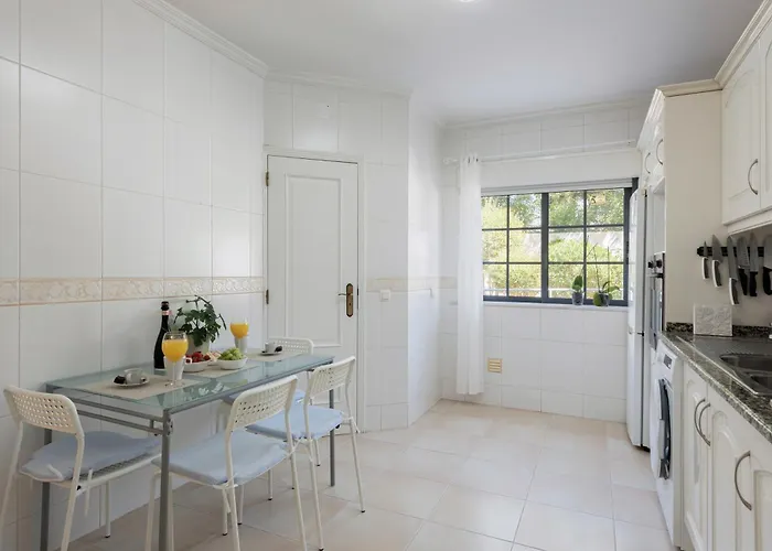 Apartman Modern 2br Quarteira