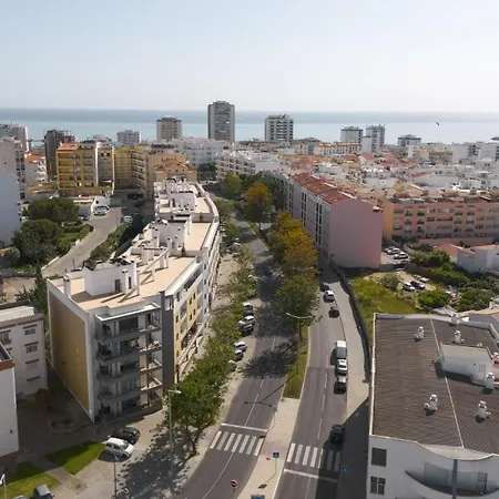 Modern 2br * Quarteira
