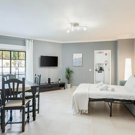 Modern 2br